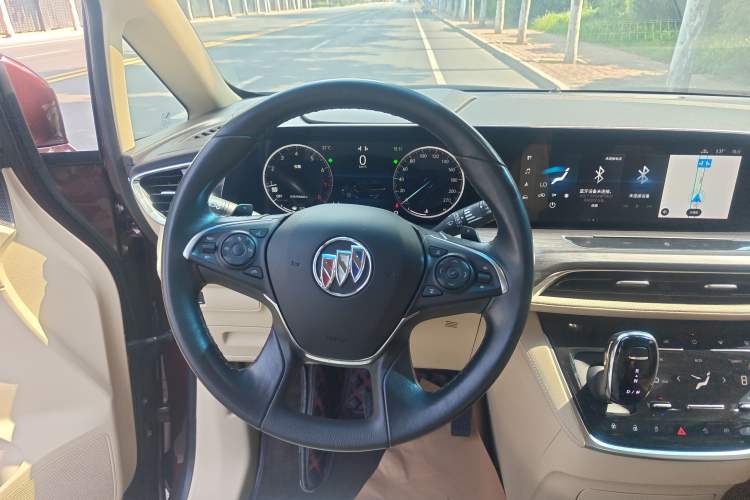 Used Buick GL8 2022 ES Landtrek 653T Luxury Edition Interior 1