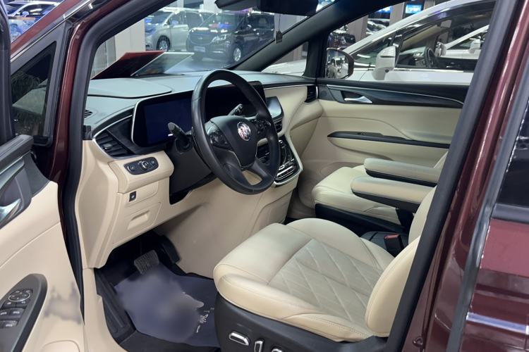 Used Buick GL8 2022 ES Land Cruiser 653T Luxury Model Interior 1