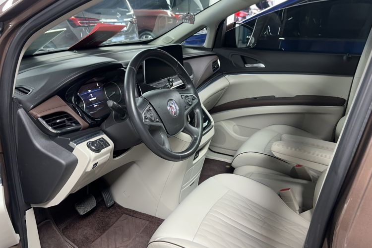 Used Buick GL8 2022 Land Business Class 652T Luxury Model Interior 1