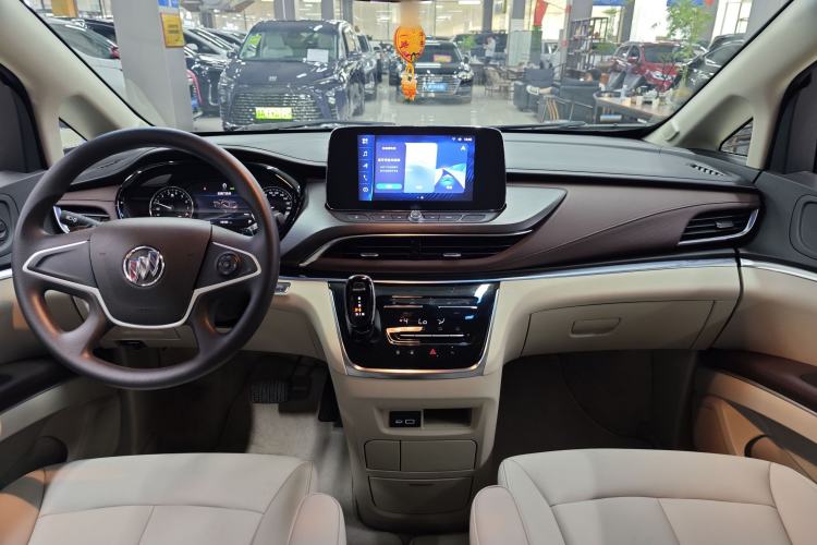 Used Buick GL8 2022 Land Cruiser Executive Class 652T Comfort Model Interior 1