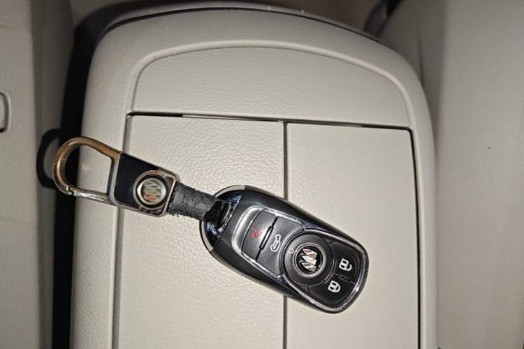 Used Buick GL8 2022 Land Business Class 652T Luxury Model Interior 1
