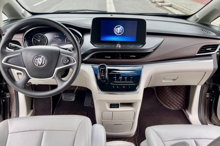 Used Buick GL8 2022 Land Cruiser Executive Class 652T Comfort Model Interior 1