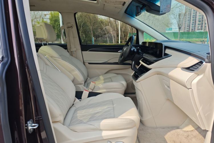 Used Buick GL8 2022 Avenir Aivia Six-Seat Deluxe Edition Interior 10