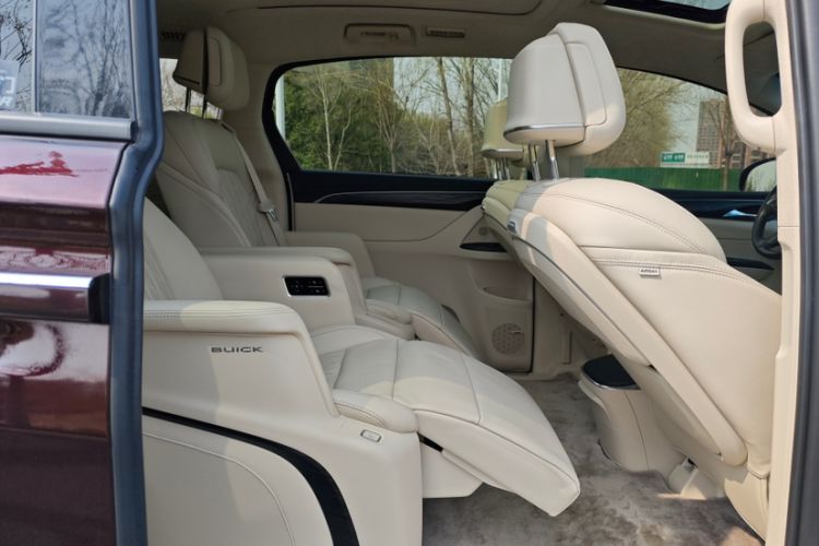 Used Buick GL8 2022 Avenir Aivia Six-Seat Deluxe Edition Interior 11