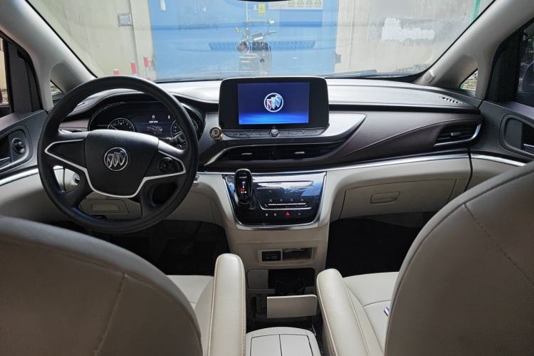 Used Buick GL8 2022 Land Cruiser Executive Class 652T Comfort Model Interior 2