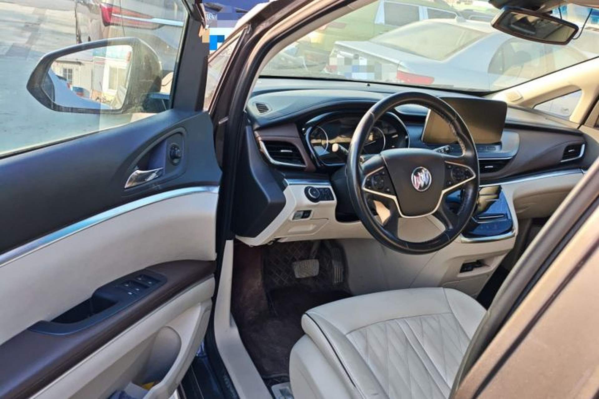 Used Buick GL8 2022 Land Business Class 652T Luxury Model Interior 3