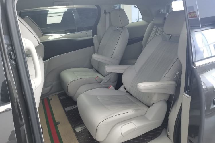 Used Buick GL8 2022 Land Business Class 652T Luxury Model Interior 4