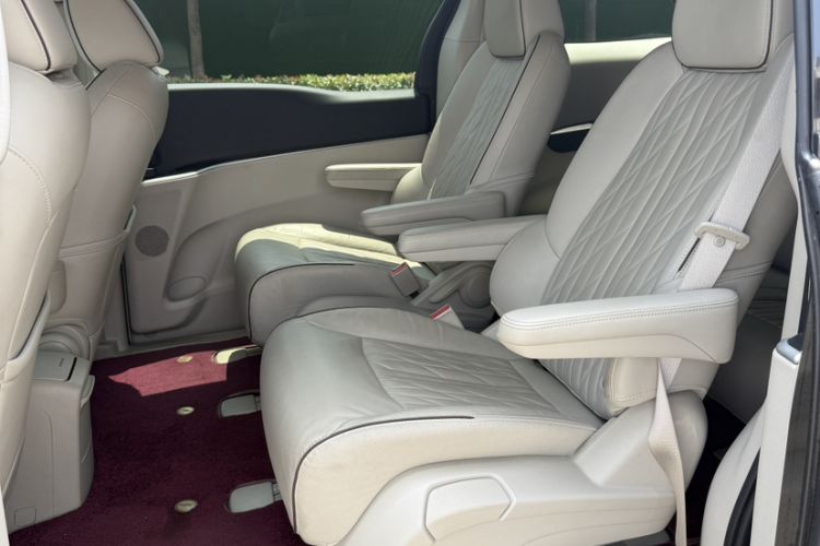 Used Buick GL8 2022 Land Business Class 652T Luxury Model Interior 5