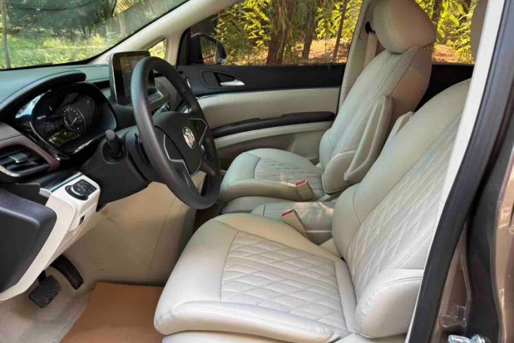 Used Buick GL8 2022 Land Cruiser Executive Class 652T Comfort Model Interior 6