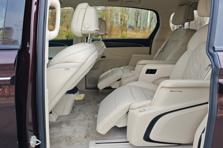 Used Buick GL8 2022 Avenir Aivia Six-Seat Deluxe Edition Interior 7