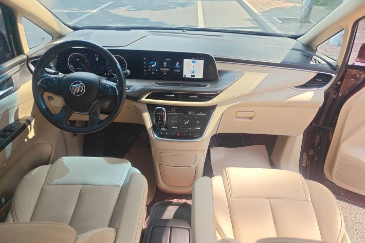 Used Buick GL8 2022 ES Landtrek 653T Luxury Edition Interior 8