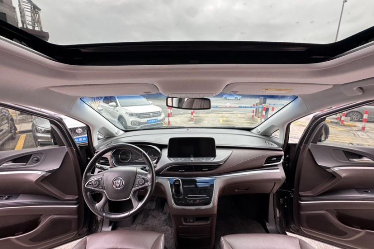 Used Buick GL8 2022 Land Business Class 652T Luxury Model Interior 8