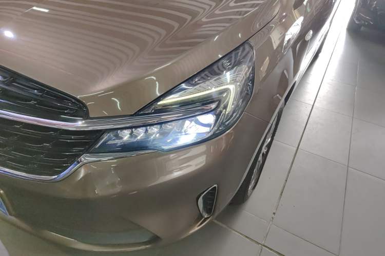 Used Buick GL8 2022 Land Business Class 652T Luxury Model Left Front Headlight