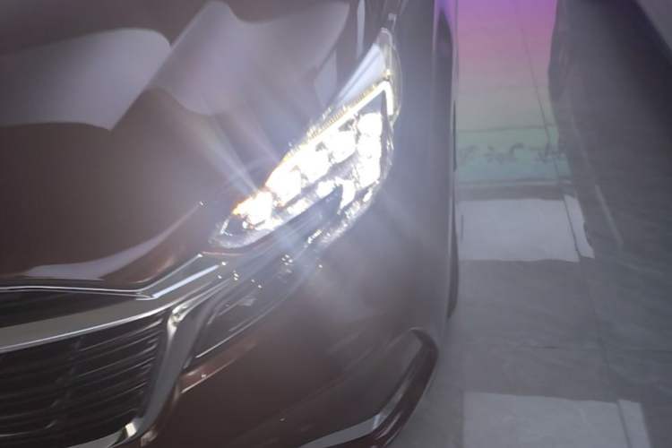 Used Buick GL8 2022 ES Landtrek 653T Comfort Edition Left Front Headlight