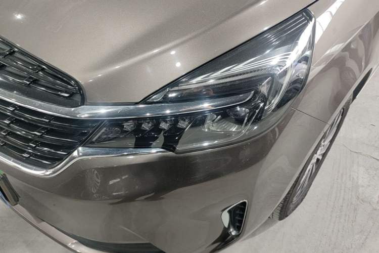 Used Buick GL8 2022 Land Business Class 652T Luxury Model Left Front Headlight
