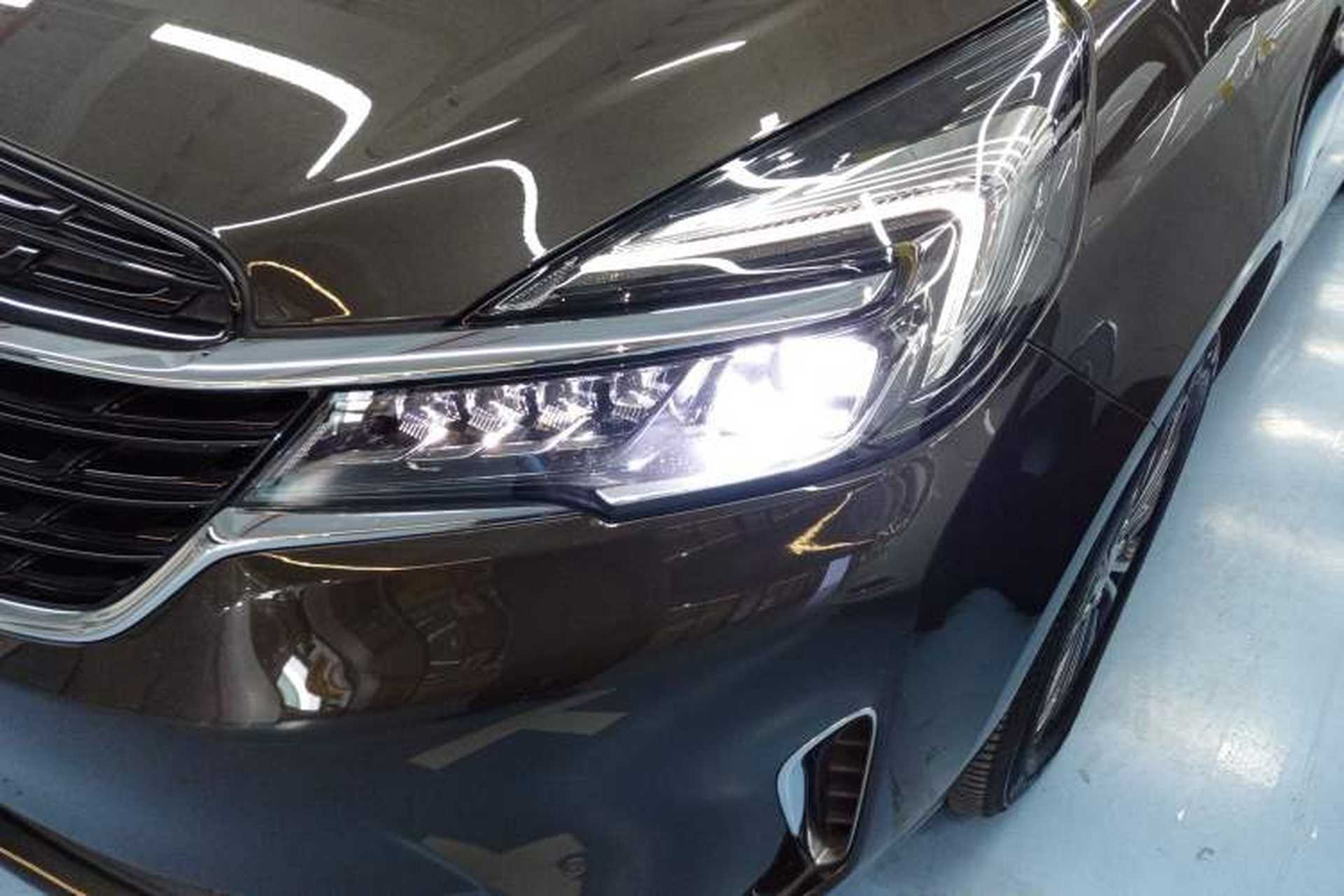 Used Buick GL8 2022 Land Cruiser Executive Class 652T Comfort Model Left Front Headlight