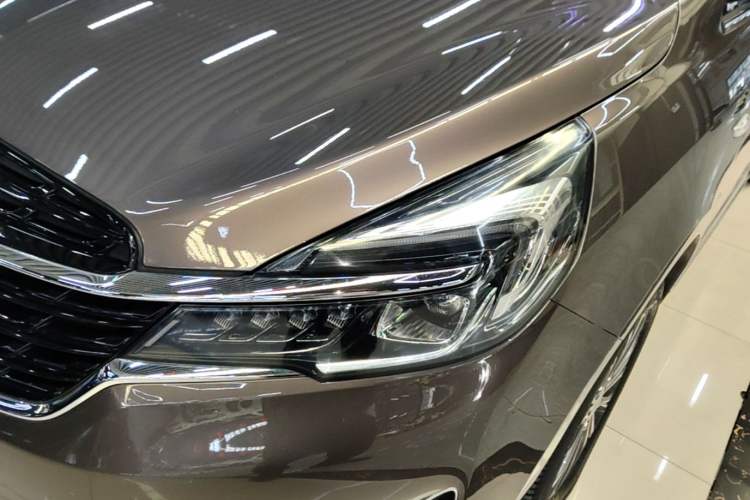 Used Buick GL8 2022 Land Business Class 652T Luxury Model Left Front Headlight