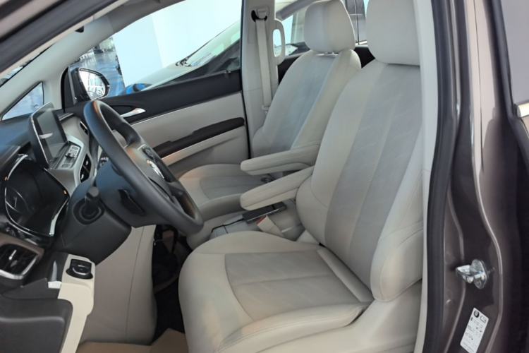 Used Buick GL8 2022 Land Cruiser Executive Class 652T Comfort Model Left Front Seat