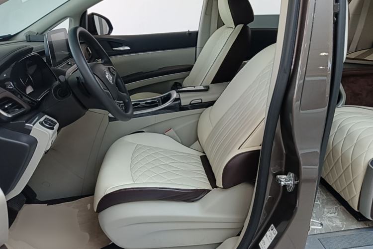 Used Buick GL8 2022 Land Cruiser Executive Class 652T Comfort Model Left Front Seat