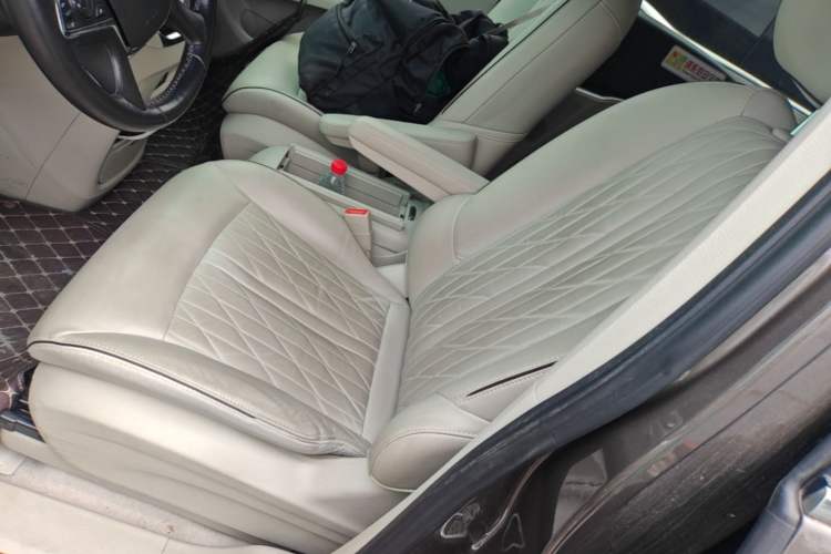 Used Buick GL8 2022 Land Business Class 652T Luxury Model Left Front Seat