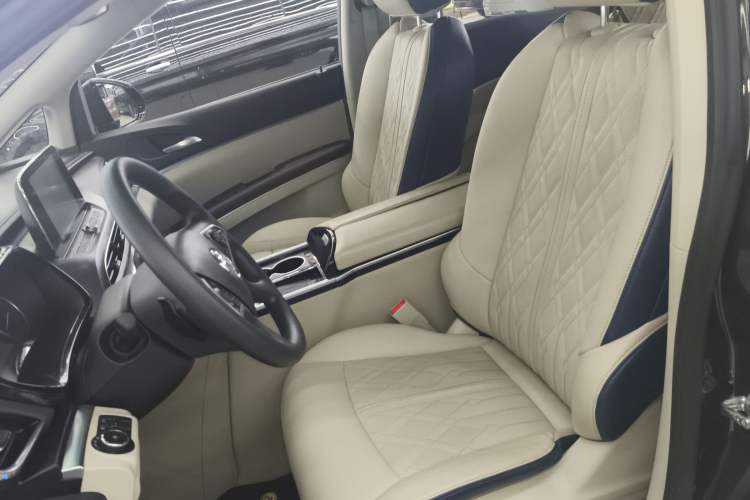 Used Buick GL8 2022 Land Cruiser Executive Class 652T Comfort Model Left Front Seat