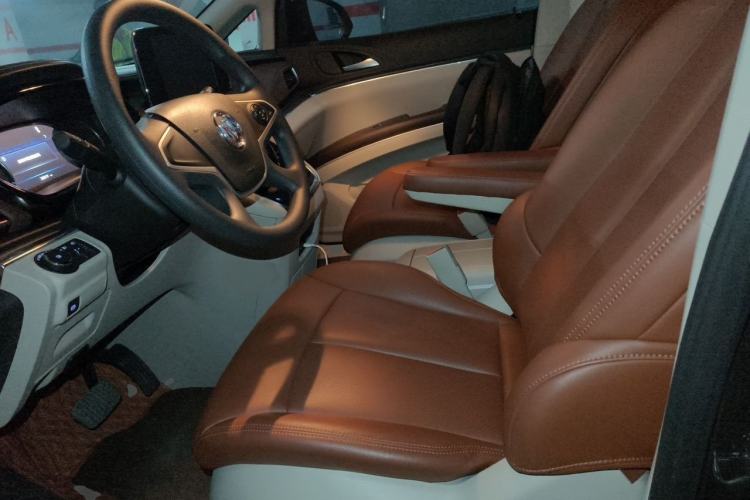 Used Buick GL8 2022 Land Cruiser Executive Class 652T Comfort Model Left Front Seat