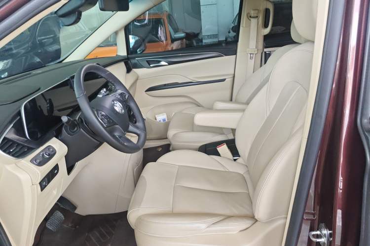 Used Buick GL8 2022 ES Landtrek 653T Luxury Edition Left Front Seat