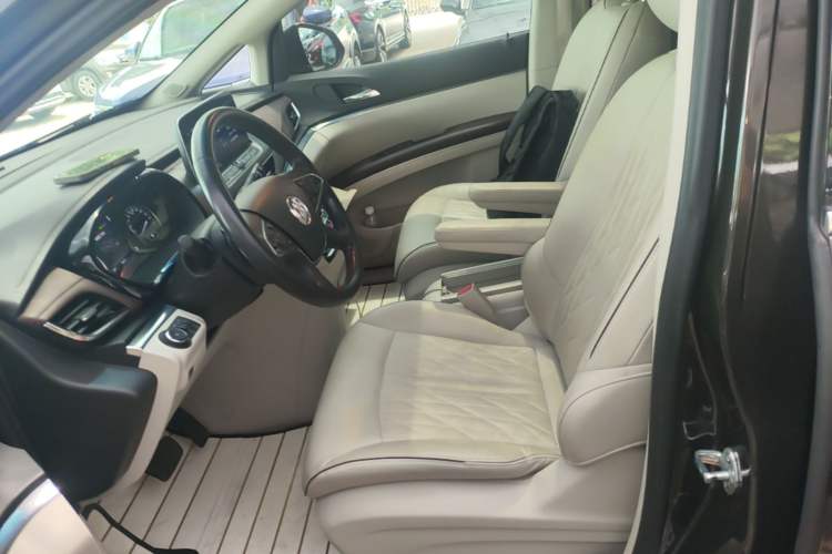 Used Buick GL8 2022 Land Business Class 652T Luxury Model Left Front Seat