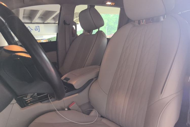 Used Buick GL8 2022 Land Executive Class 652T Prestige Model Left Front Seat