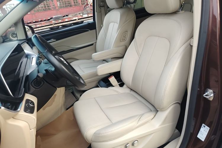 Used Buick GL8 2022 ES Landtrek 653T Luxury Edition Left Front Seat