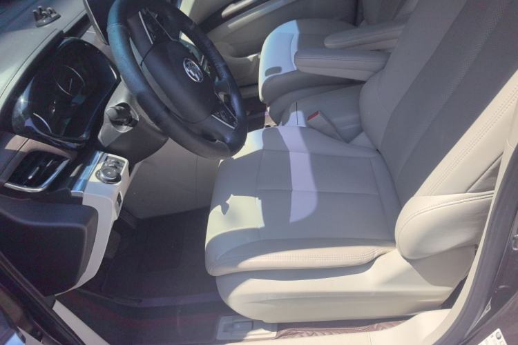 Used Buick GL8 2022 Land Business Class 652T Smart Deluxe Model Left Front Seat