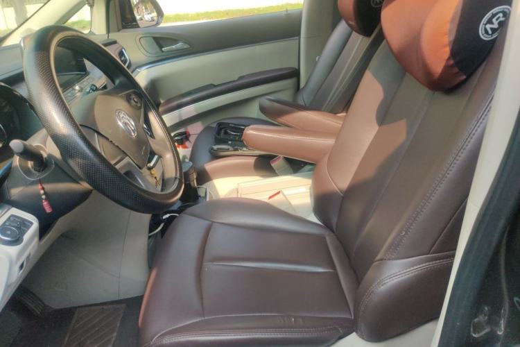Used Buick GL8 2022 Land Cruiser Executive Class 652T Comfort Model Left Front Seat
