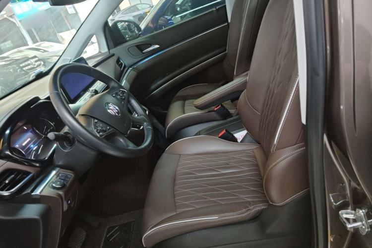 Used Buick GL8 2022 Land Business Class 652T Luxury Model Left Front Seat