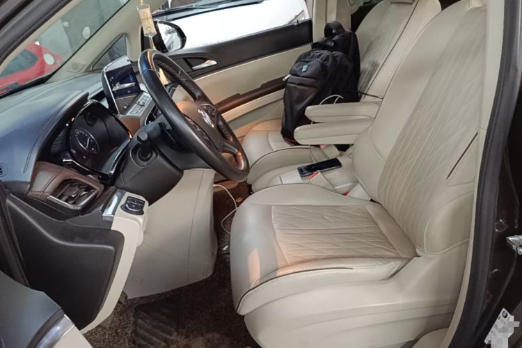 Used Buick GL8 2022 Land Business Class 652T Luxury Model Left Front Seat