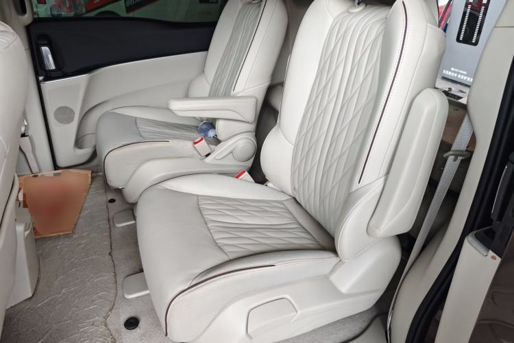 Used Buick GL8 2022 Land Business Class 652T Luxury Model Left Rear Seat