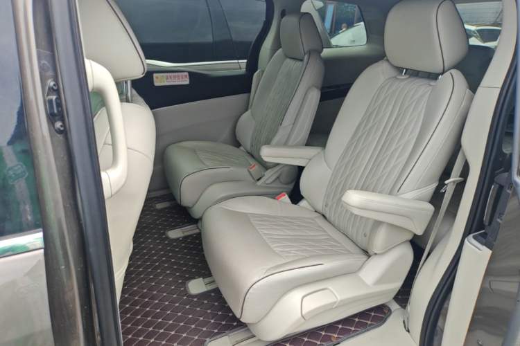 Used Buick GL8 2022 Land Business Class 652T Luxury Model Left Rear Seat