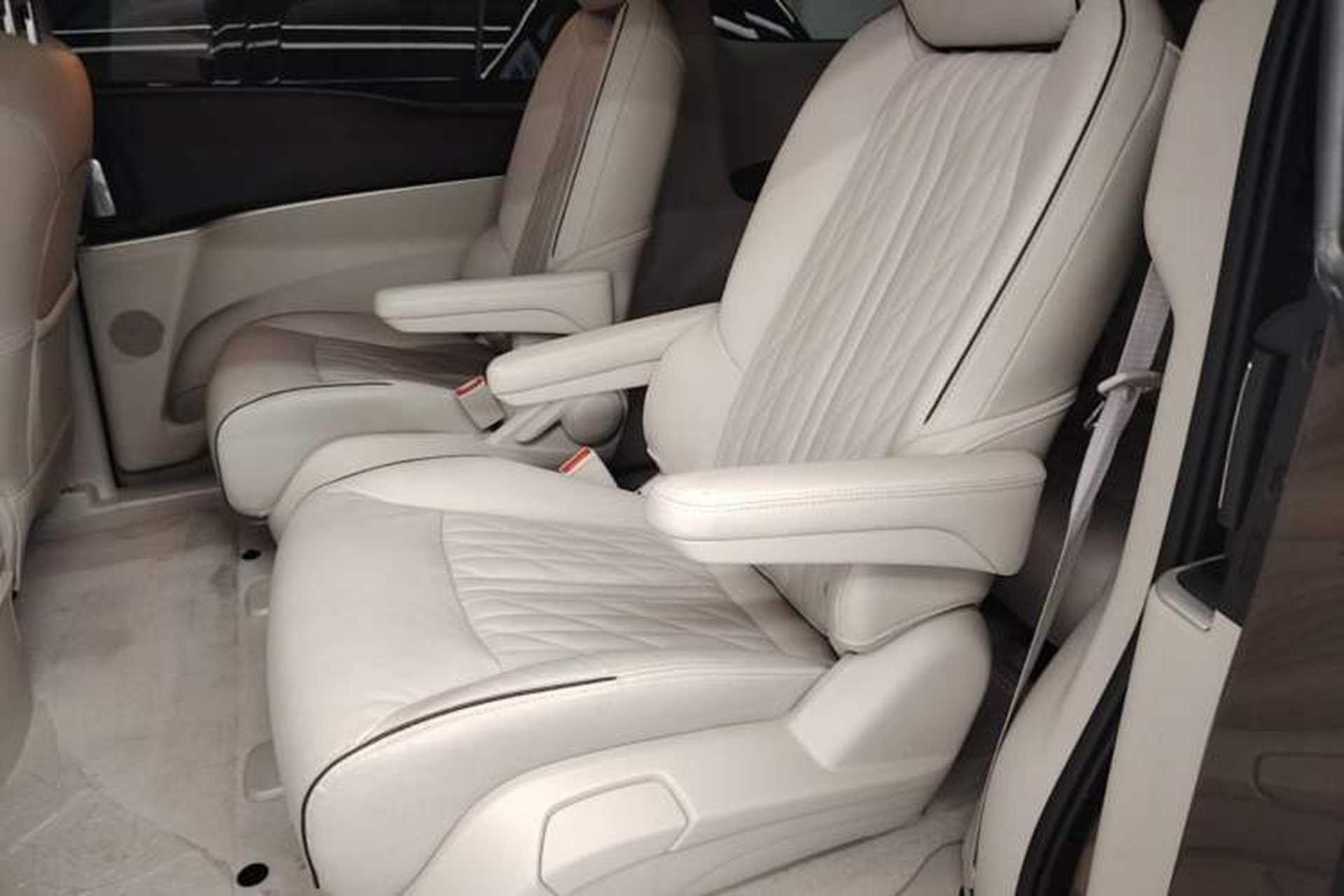 Used Buick GL8 2022 Land Business Class 652T Luxury Model Left Rear Seat