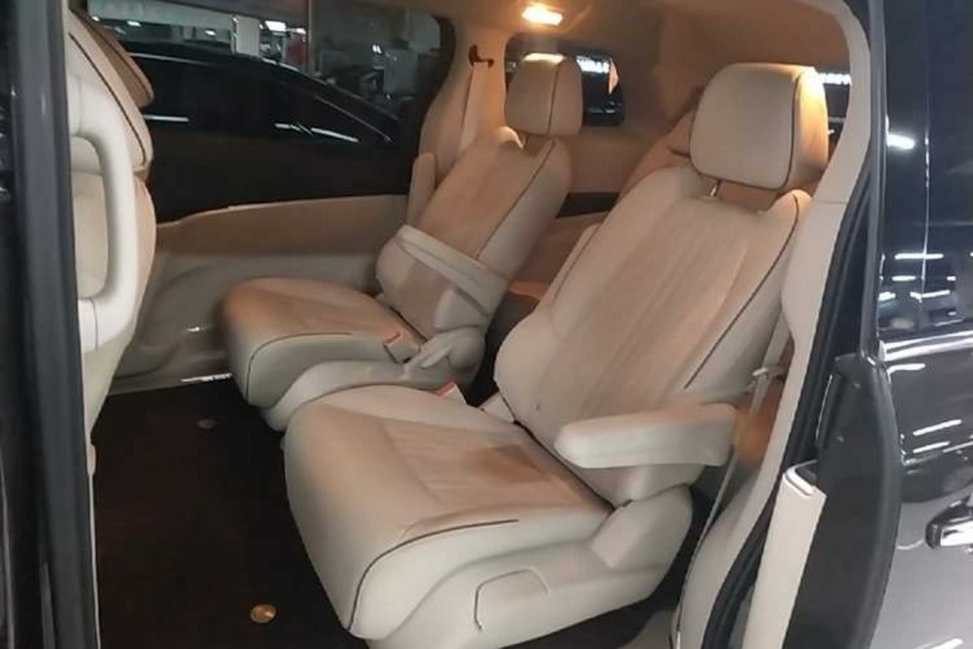 Used Buick GL8 2022 Land Executive Class 652T Prestige Model Left Rear Seat