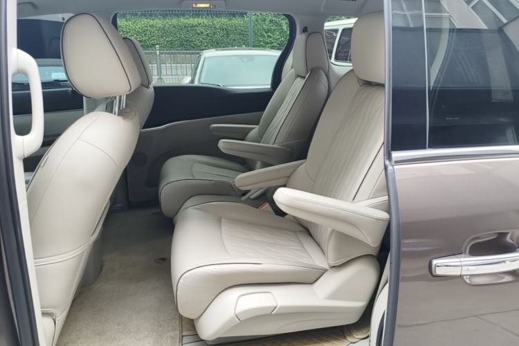 Used Buick GL8 2022 Land Business Class 652T Luxury Model Left Rear Seat