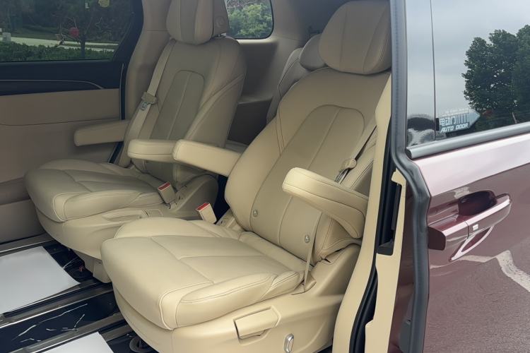 Used Buick GL8 2022 ES Landtrek 653T Luxury Edition Left Rear Seat