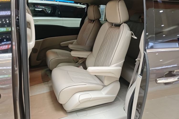Used Buick GL8 2022 Land Business Class 652T Luxury Model Left Rear Seat