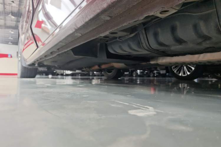 Used Buick GL8 2022 ES Landtrek 653T Comfort Edition Left Side Sill