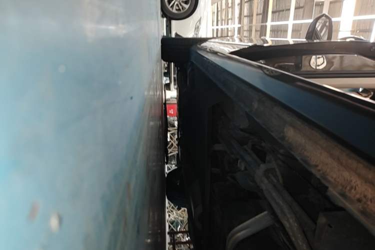 Used Buick GL8 2022 Land Business Class 652T Luxury Model Left Side Sill