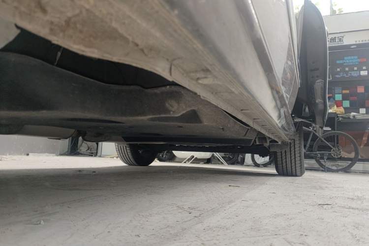 Used Buick GL8 2022 Land Business Class 652T Luxury Model Left Side Sill