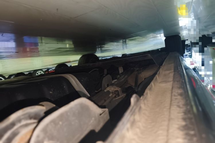 Used Buick GL8 2022 Land Business Class 652T Luxury Model Left Side Sill
