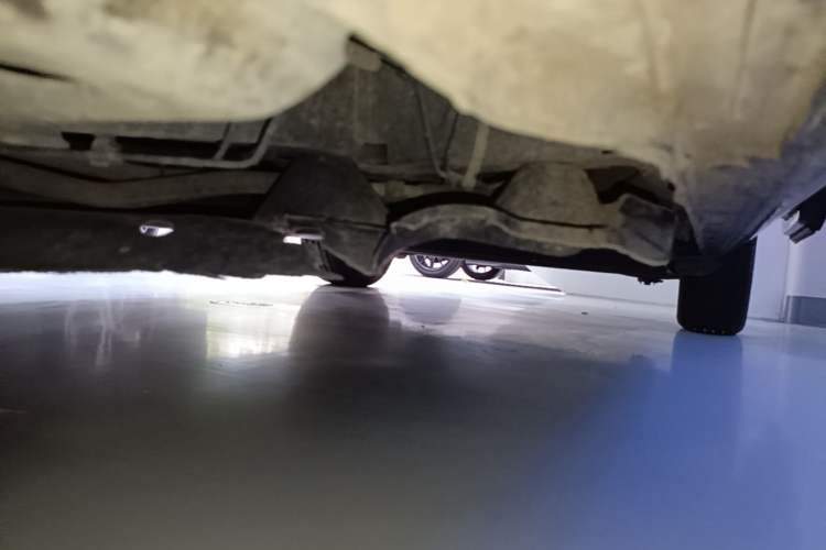 Used Buick GL8 2022 Land Business Class 652T Luxury Model Left Side Sill