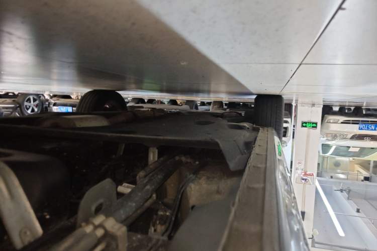 Used Buick GL8 2022 Land Business Class 652T Luxury Model Left Side Sill