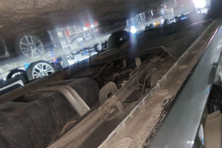 Used Buick GL8 2022 Land Business Class 652T Luxury Model Left Side Sill