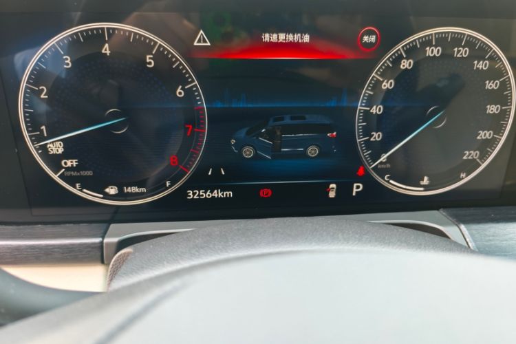 Used Buick GL8 2022 Avenir Aivia Six-Seat Deluxe Edition Odometer Close Up