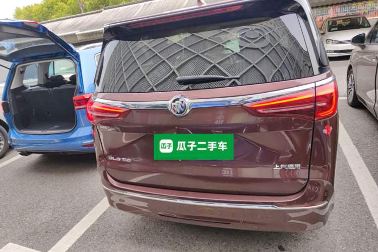 Used Buick GL8 2022 ES Land Cruiser 653T Luxury Model Rear